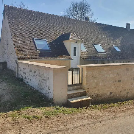 Charmant. Gite De Moiscourt Gisors Exterior photo